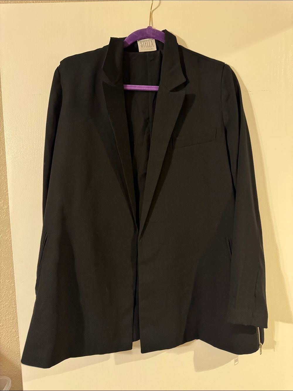 Stellah Black Women's Blazer Jacket - Sleek Tailored Design